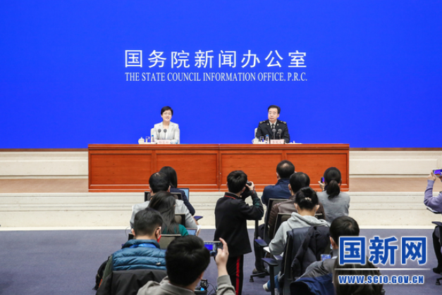 2021年我国机电产品：出口12.83万亿元 进口7.37万亿元.png