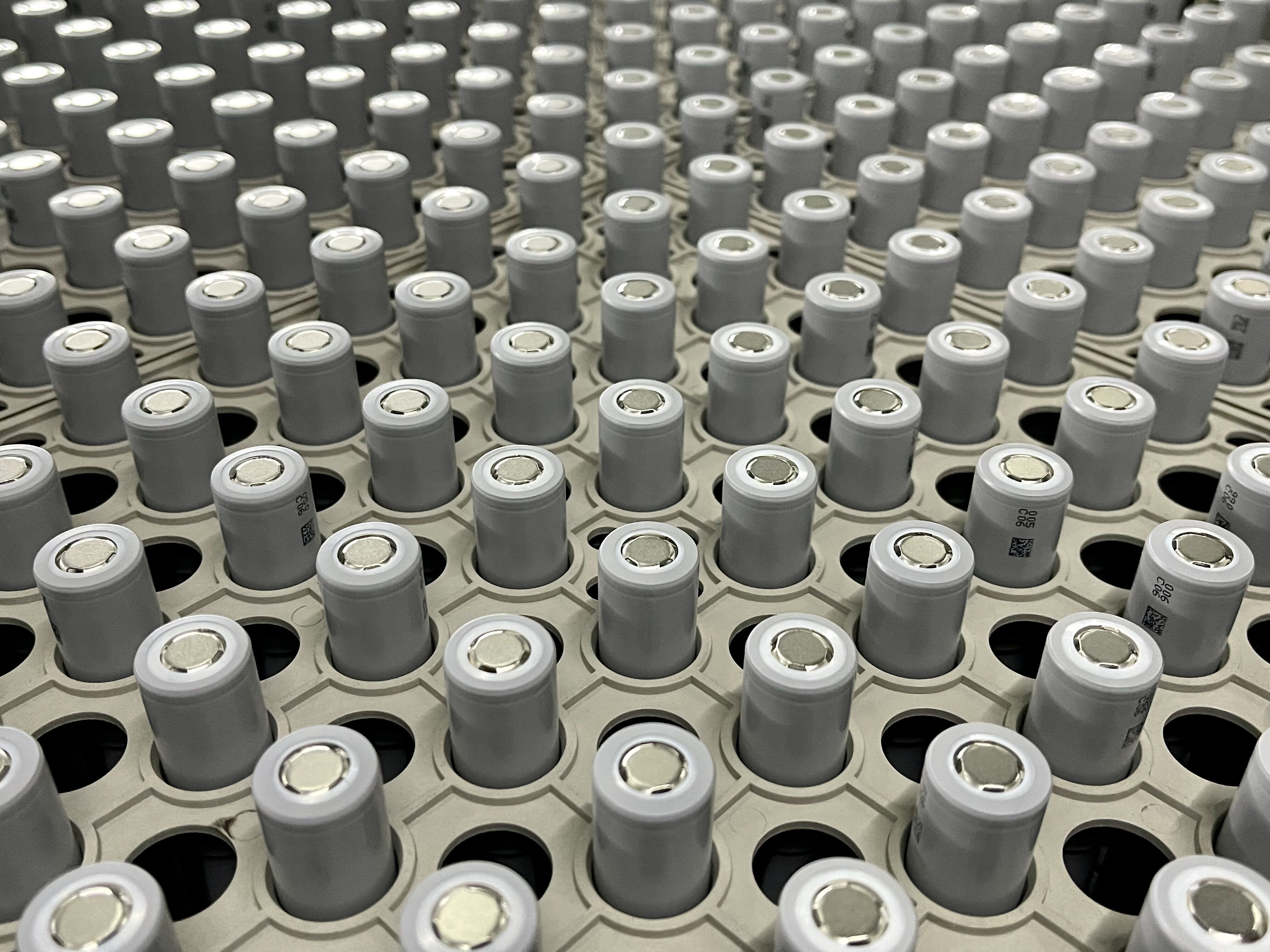 业务量仅占20% 电池行业回收正规军不敌“野路子”.jpg 业务量仅占20% 电池行业回收正规军不敌“野路子”.jpg