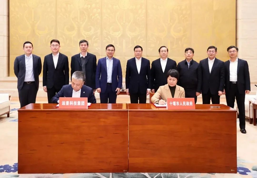 动力电池项目扎堆落地湖北 一年时间投资逾千亿元.jpg 动力电池项目扎堆落地湖北 一年时间投资逾千亿元.jpg