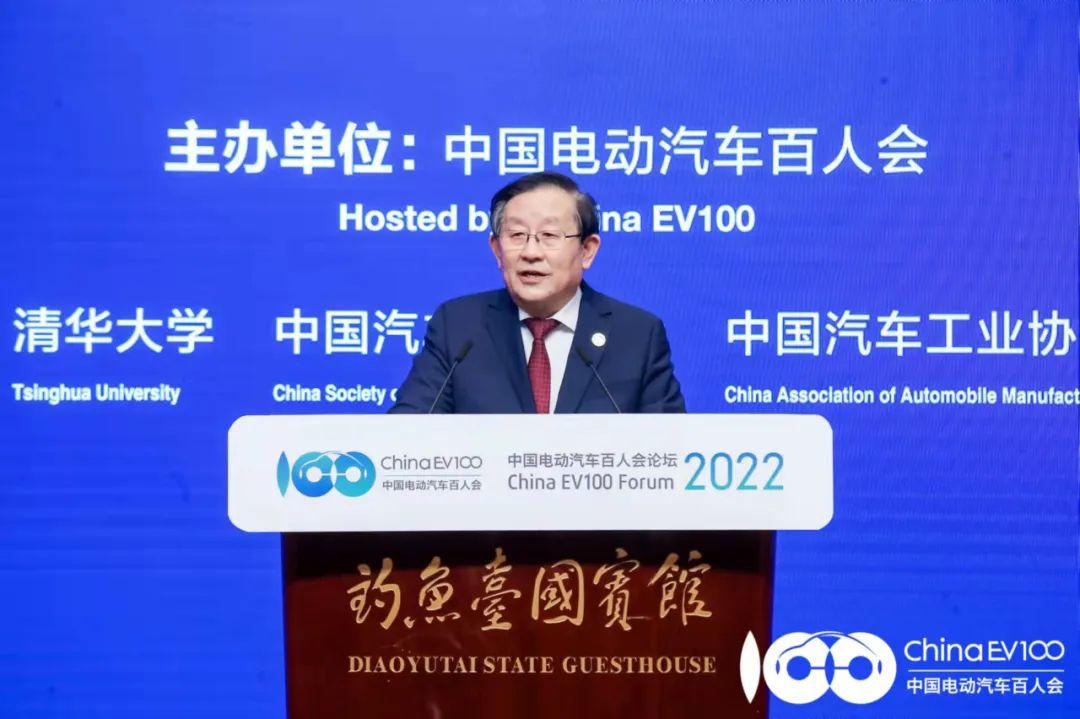 万钢:新能源汽车市场面临诸多挑战 动力电池原材料价格上涨背离供需.jpg 万钢:新能源汽车市场面临诸多挑战 动力电池原材料价格上涨背离供需.jpg