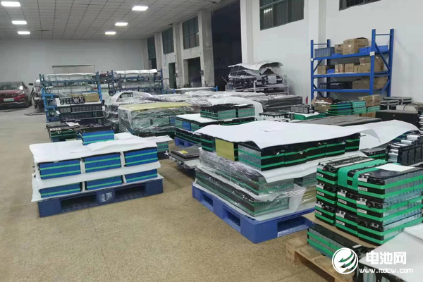 聚焦动力电池和新能源车等后市场服务 蜜蜂新能源与海融网战略合作.jpg 聚焦动力电池和新能源车等后市场服务 蜜蜂新能源与海融网战略合作.jpg