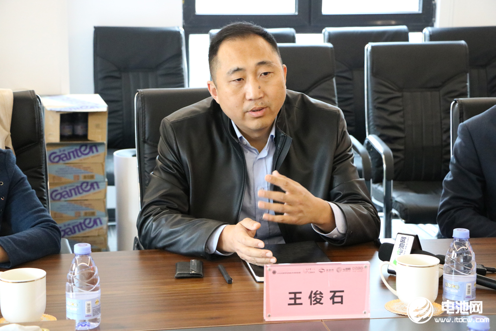 华晟智能董事长王俊石一行到访海融网山东总部 共话新能源智能制造.jpg 华晟智能董事长王俊石一行到访海融网山东总部 共话新能源智能制造.jpg