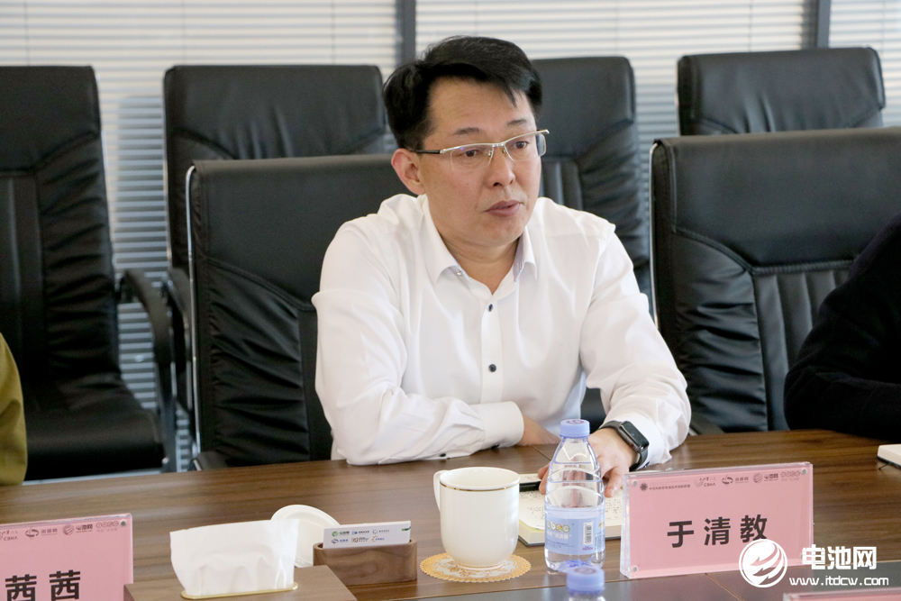 华晟智能董事长王俊石一行到访海融网山东总部 共话新能源智能制造.jpg 华晟智能董事长王俊石一行到访海融网山东总部 共话新能源智能制造.jpg