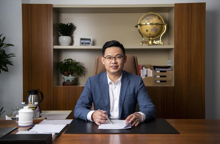 副理事长单位│蜂巢能源科技股份有限公司.jpg 副理事长单位│蜂巢能源科技股份有限公司.jpg