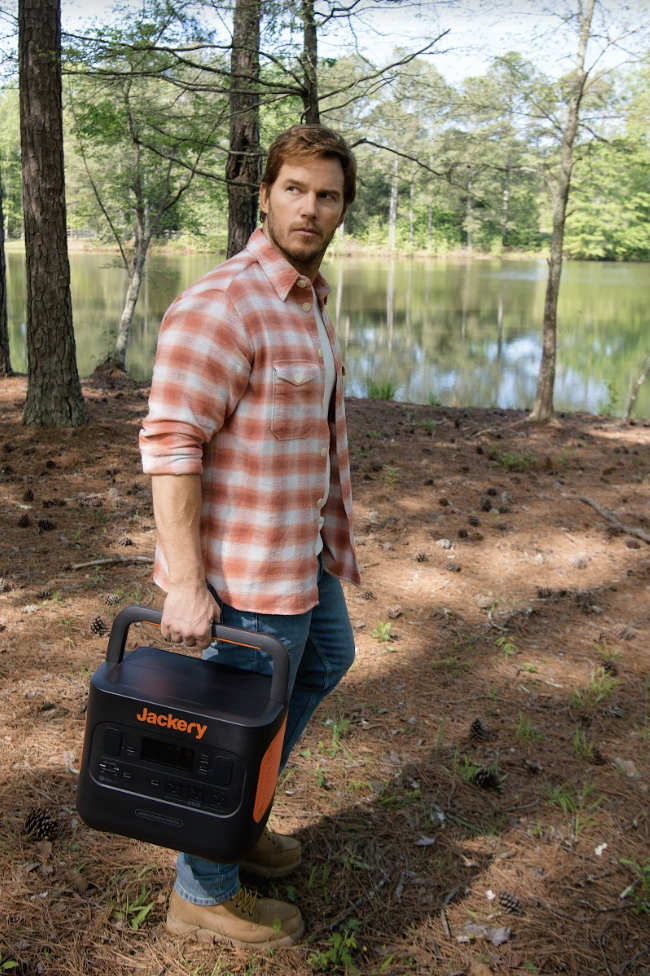 太阳能快充最快2.5小时充满 电小二光充户外电源2000Pro发布.png 太阳能快充最快2.5小时充满 电小二光充户外电源2000Pro发布.png