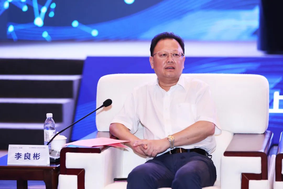 蜂巢能源深度携手赣锋锂业 打造上饶全链生态产业园.jpg 蜂巢能源深度携手赣锋锂业 打造上饶全链生态产业园.jpg