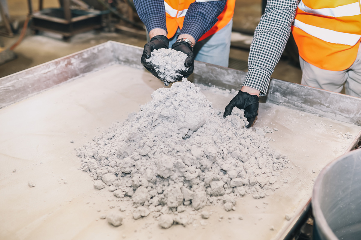 继特斯拉及LG新能源之后 Liontown再与福特签署锂矿供应协议.jpg 继特斯拉及LG新能源之后 Liontown再与福特签署锂矿供应协议.jpg