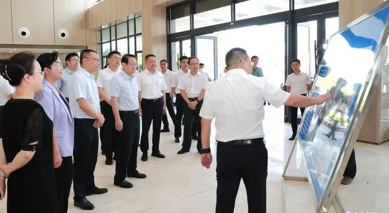 江西省省委书记易炼红一行调研欣旺达南昌动力电池生产基地.png 江西省省委书记易炼红一行调研欣旺达南昌动力电池生产基地.png