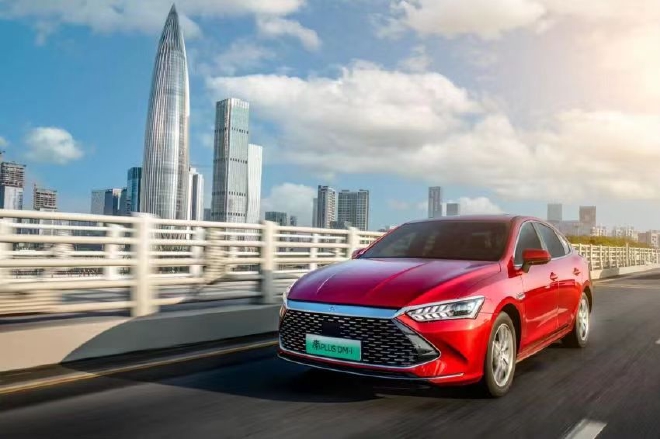 比亚迪秦PLUS 7月销量超3万 环比增长28.7%.jpg 比亚迪秦PLUS 7月销量超3万 环比增长28.7%.jpg