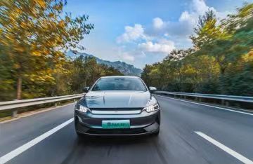 比亚迪秦PLUS 7月销量超3万 环比增长28.7%.jpg 比亚迪秦PLUS 7月销量超3万 环比增长28.7%.jpg