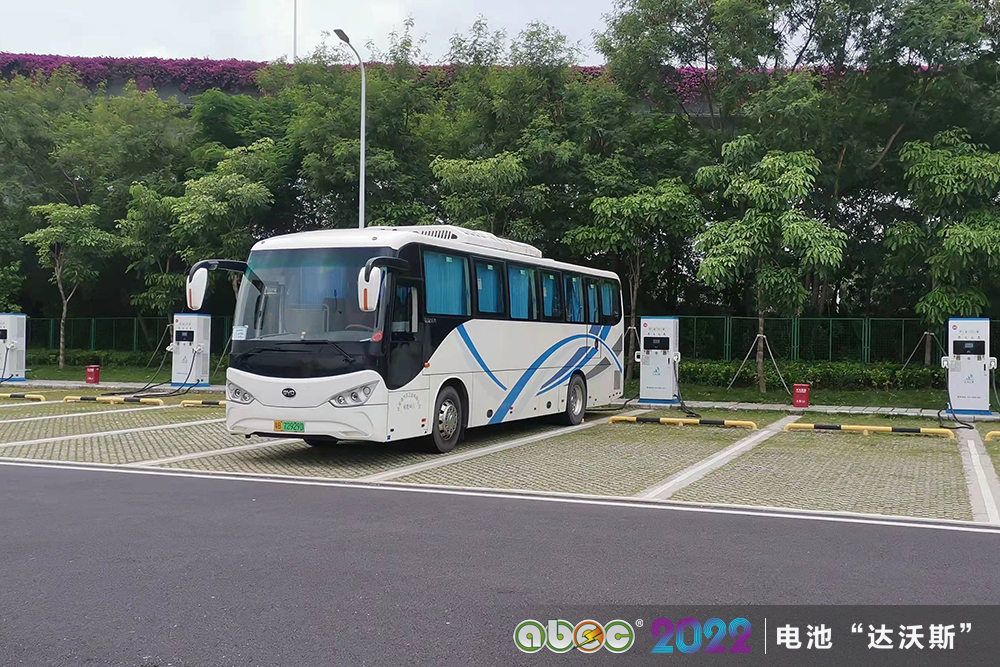 比亚迪/弗迪电池助力电池“达沃斯”论坛与会嘉宾绿色出行.jpg 比亚迪/弗迪电池助力电池“达沃斯”论坛与会嘉宾绿色出行.jpg