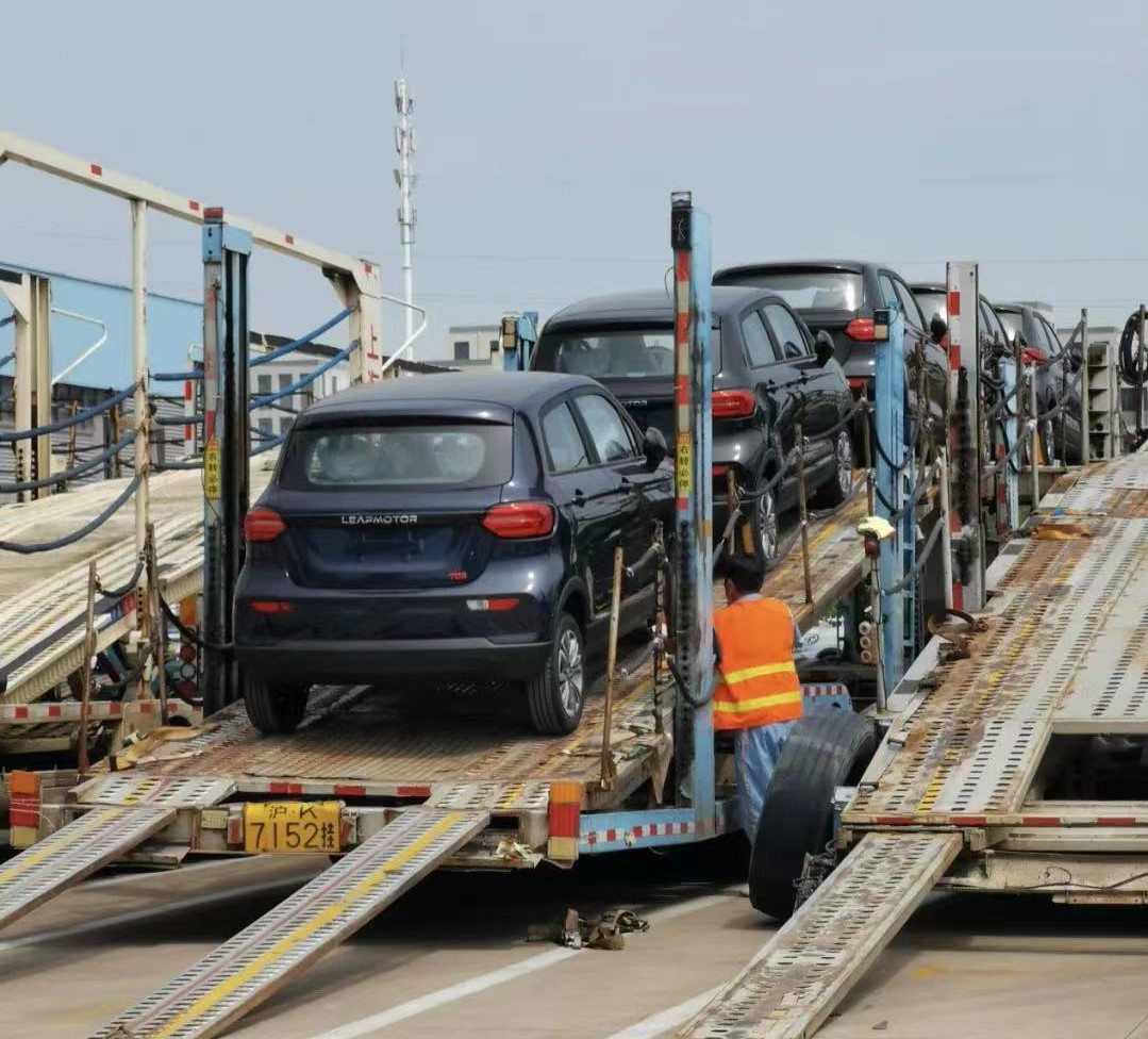 我国汽车出口井喷,自主品牌加速走出国门.jpg 我国汽车出口井喷,自主品牌加速走出国门.jpg