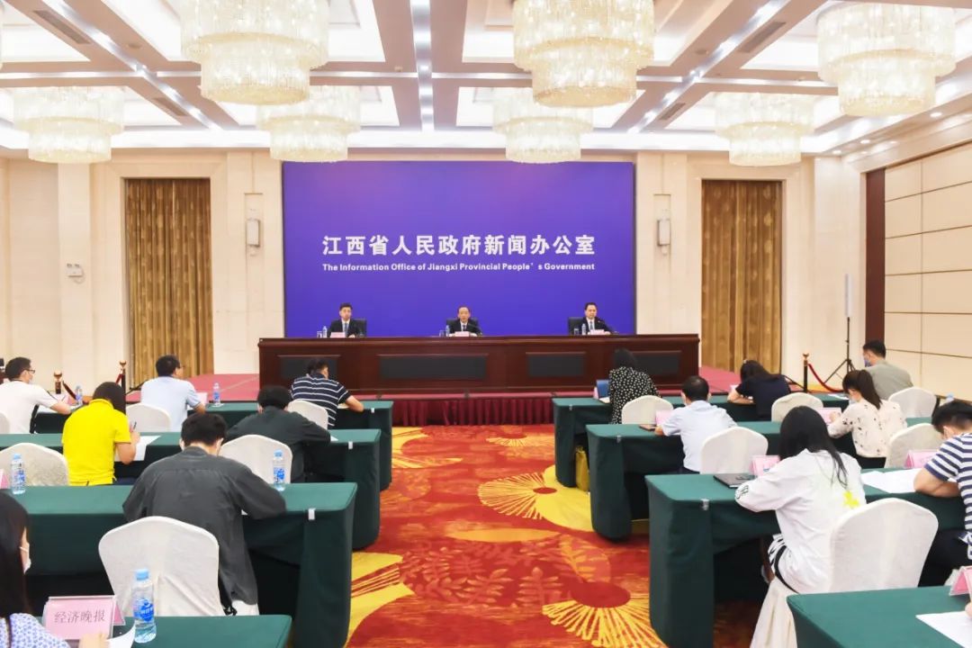 江西宜春:今年锂电新能源产业主营业务收入有望突破1000亿元.jpg 江西宜春:今年锂电新能源产业主营业务收入有望突破1000亿元.jpg