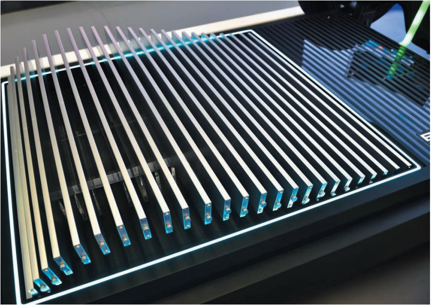 比亚迪发布全新刀片电池客车底盘技术平台,商用车“佩刀”能否复制成功.png 比亚迪发布全新刀片电池客车底盘技术平台,商用车“佩刀”能否复制成功.png