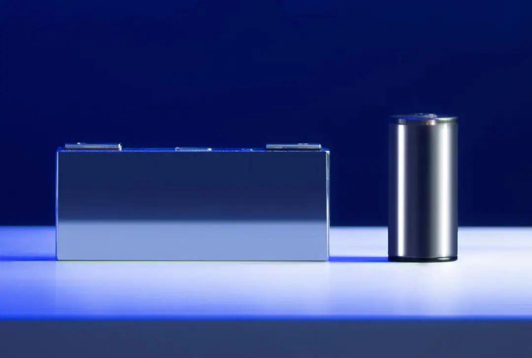 宝马前三季度销售纯电动车超12.8万辆 同比增长翻倍.jpg