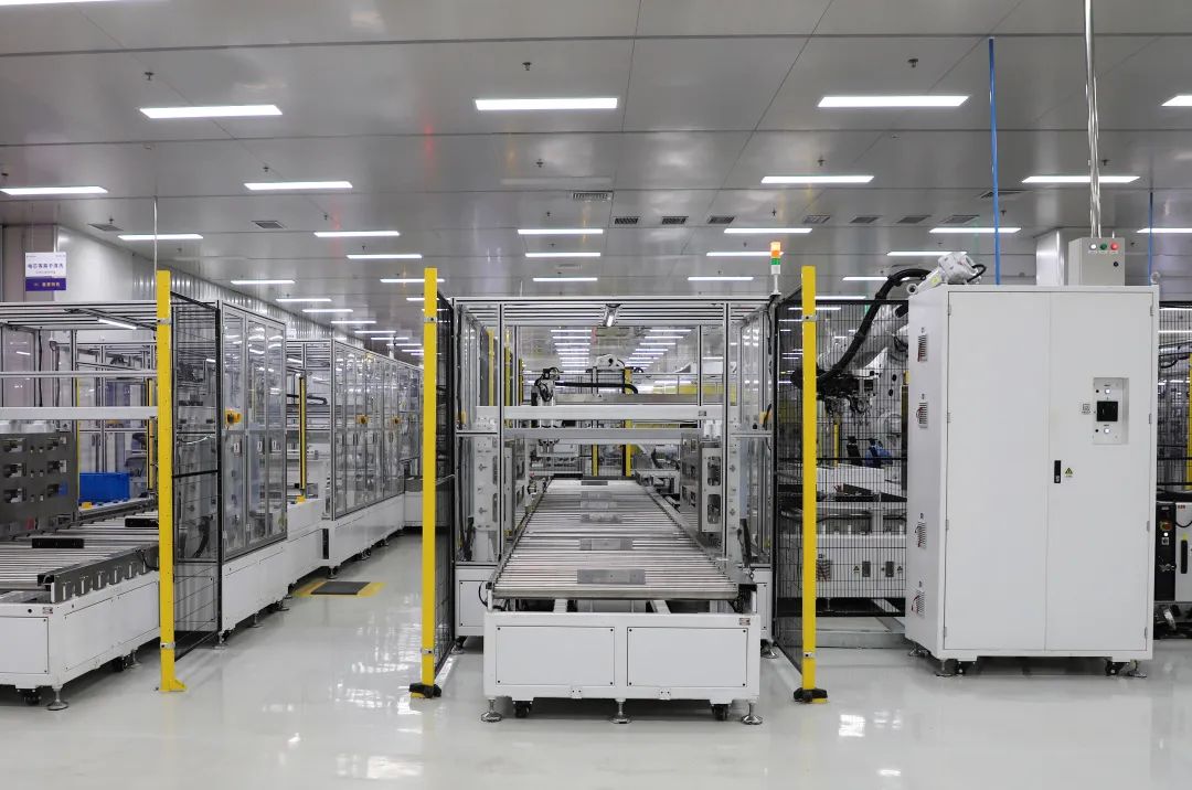 蜂巢能源匹配小鹏P5的电芯模组批量下线.jpg 蜂巢能源匹配小鹏P5的电芯模组批量下线.jpg