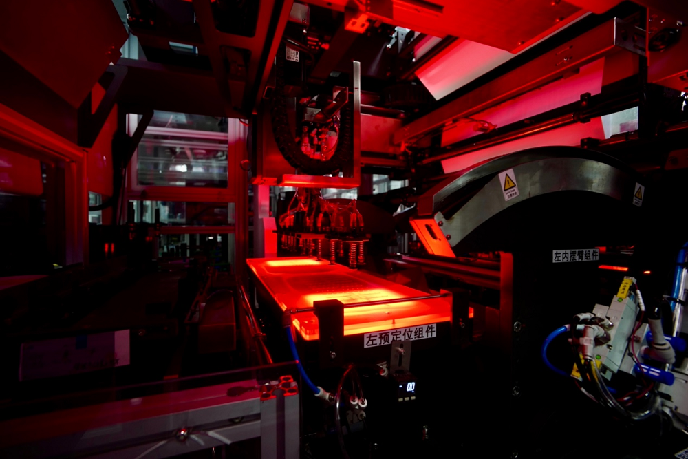 短刀+叠片,看蜂巢能源会“芯”一击!.png 短刀+叠片,看蜂巢能源会“芯”一击!.png