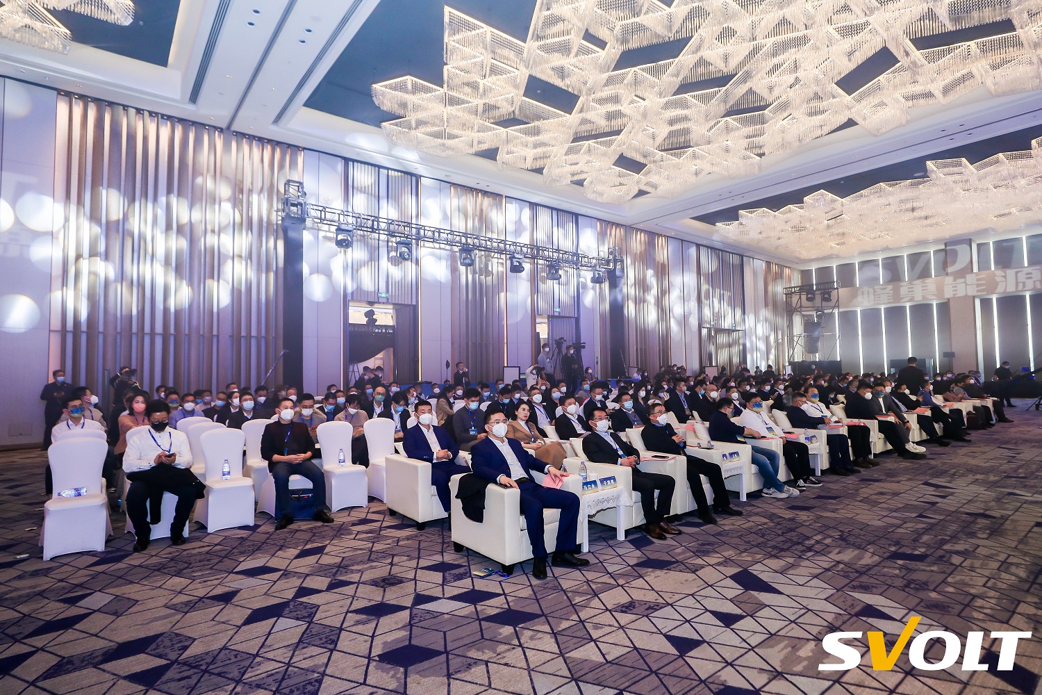 中国工程院院士吴锋:未来新能源汽车三个大方向不会改变.jpg 中国工程院院士吴锋:未来新能源汽车三个大方向不会改变.jpg