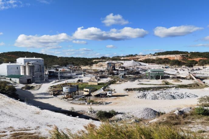 百亿锂电产业链项目落户新疆叶城!三家中企剥离加拿大锂矿资产传新动态.jpg 百亿锂电产业链项目落户新疆叶城!三家中企剥离加拿大锂矿资产传新动态.jpg