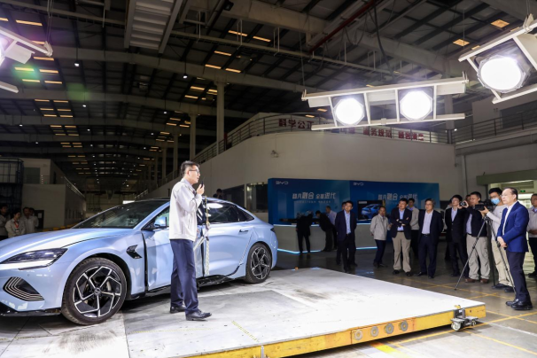 挖掘刀片电池潜力,看比亚迪CTB技术如何引领电动汽车新风向!.png 挖掘刀片电池潜力,看比亚迪CTB技术如何引领电动汽车新风向!.png