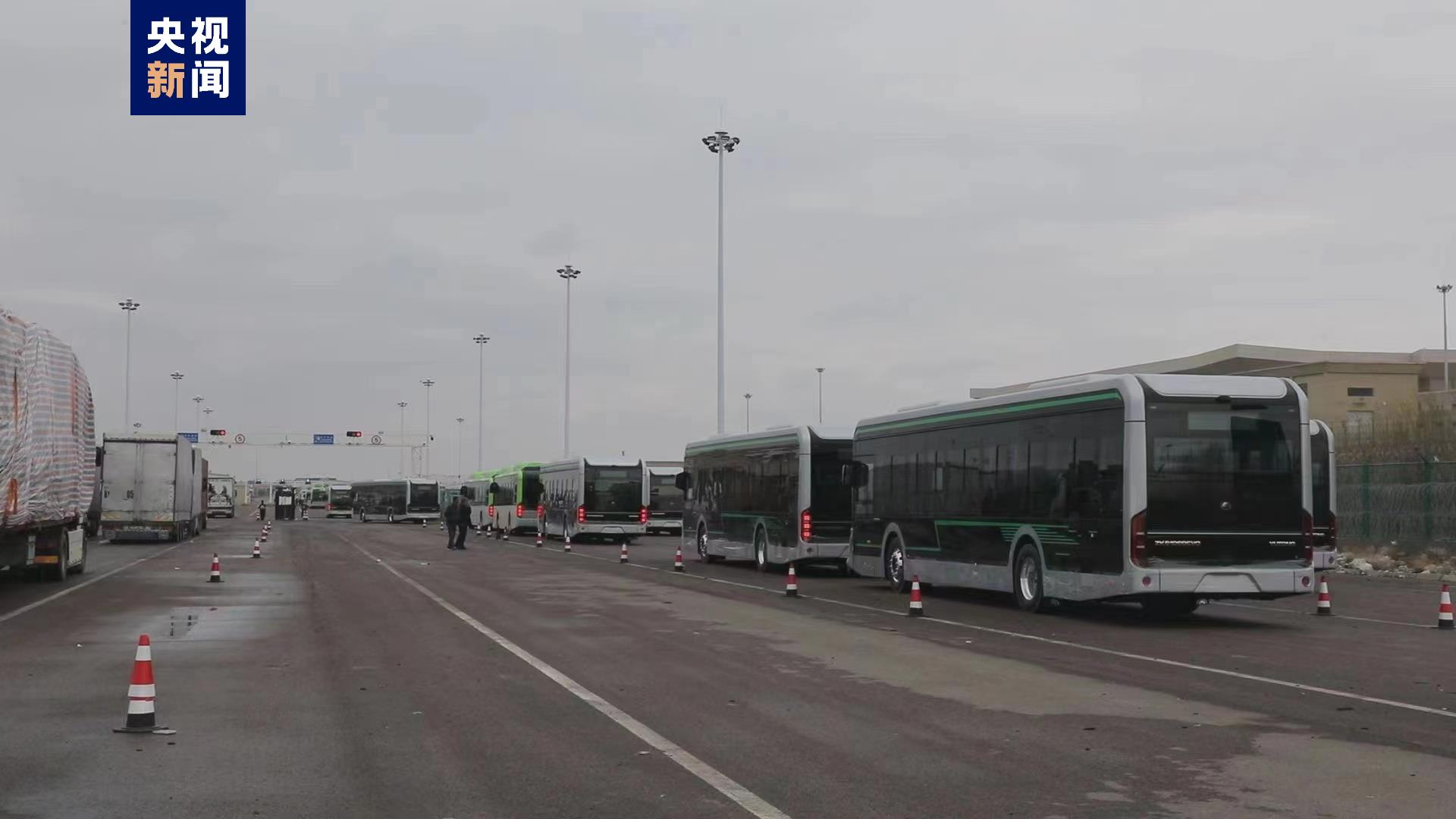 1000辆中国造新能源客车俏销乌兹别克斯坦.jpg 1000辆中国造新能源客车俏销乌兹别克斯坦.jpg