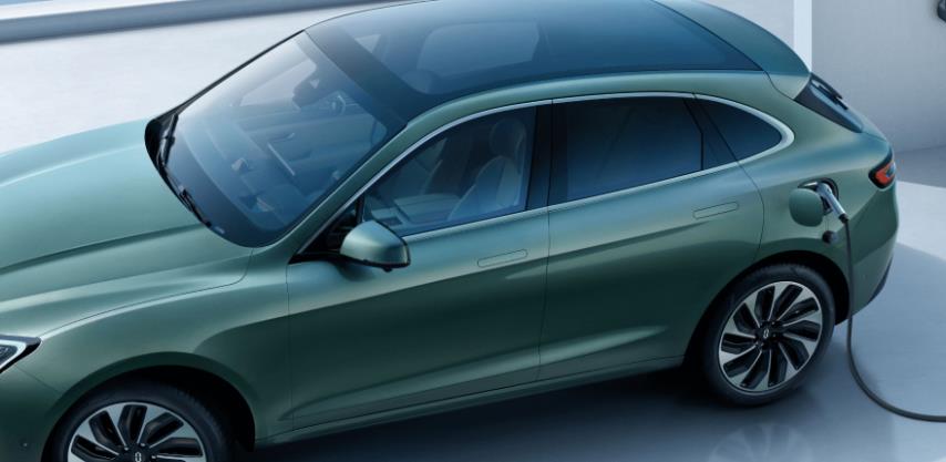 华为1000V超充桩现身网络 10分钟最高充100度电.jpg 华为1000V超充桩现身网络 10分钟最高充100度电.jpg