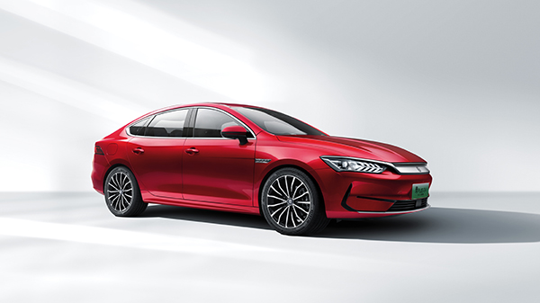 引领纯电A轿价值进阶 秦PLUS EV 2023冠军版12.98万元起.jpg 引领纯电A轿价值进阶 秦PLUS EV 2023冠军版12.98万元起.jpg