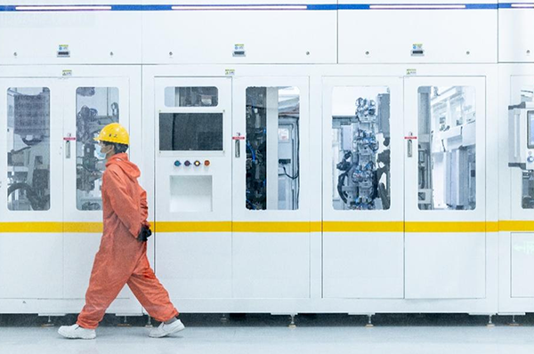 蜂巢能源盐城基地正式导入自研第三代超高速“飞叠”叠片技术.png 蜂巢能源盐城基地正式导入自研第三代超高速“飞叠”叠片技术.png