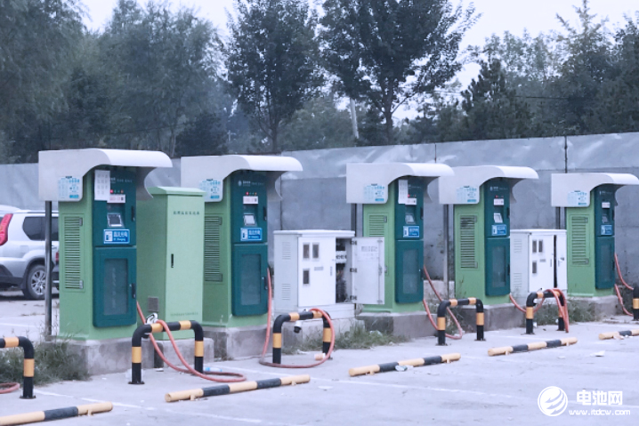 国常会:适度超前建设充电基础设施 支持新能源汽车下乡 国常会:适度超前建设充电基础设施 支持新能源汽车下乡