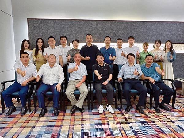 电池百人会企业家“约局”深圳 共议电池产业链新趋势 电池百人会企业家“约局”深圳 共议电池产业链新趋势