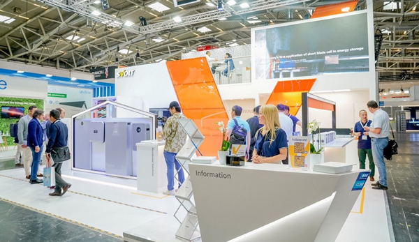 以短刀电芯切入户储赛道!蜂巢能源超薄户储CP在慕尼黑全球首发 以短刀电芯切入户储赛道!蜂巢能源超薄户储CP在慕尼黑全球首发