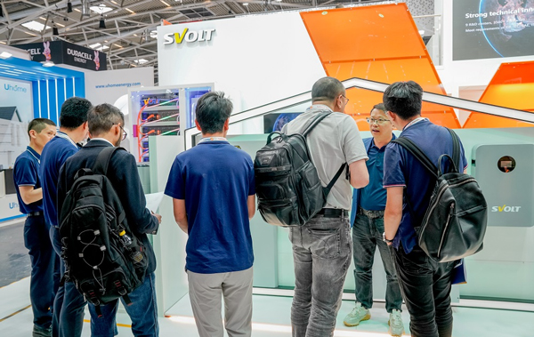 以短刀电芯切入户储赛道!蜂巢能源超薄户储CP在慕尼黑全球首发 以短刀电芯切入户储赛道!蜂巢能源超薄户储CP在慕尼黑全球首发