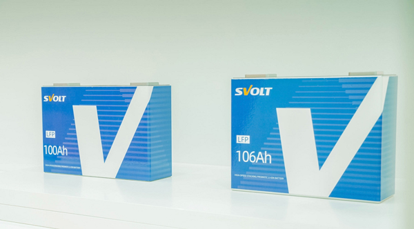 以短刀电芯切入户储赛道!蜂巢能源超薄户储CP在慕尼黑全球首发 以短刀电芯切入户储赛道!蜂巢能源超薄户储CP在慕尼黑全球首发