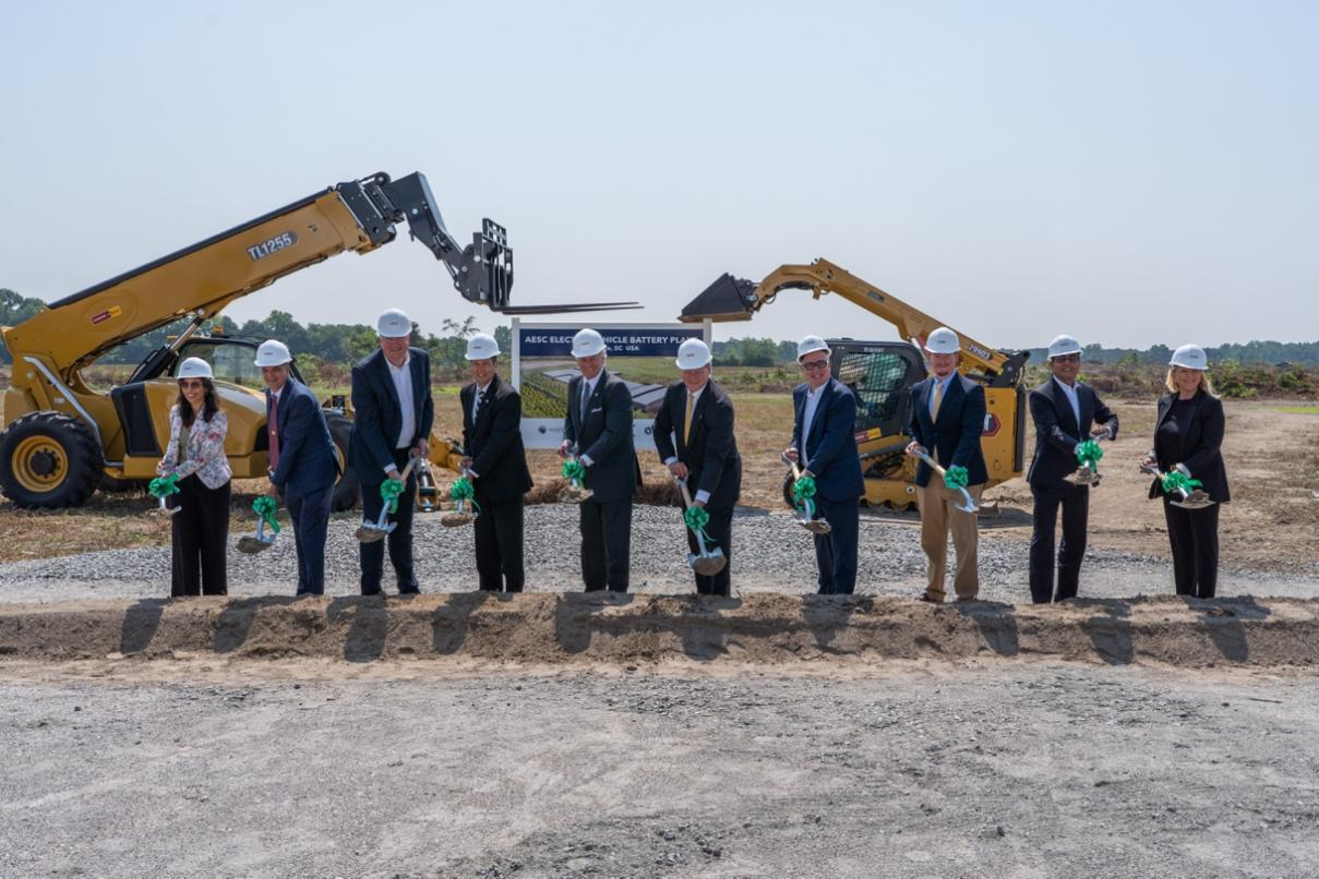 海外产能规划超575GWh 动力电池从国内卷向全球 海外产能规划超575GWh 动力电池从国内卷向全球