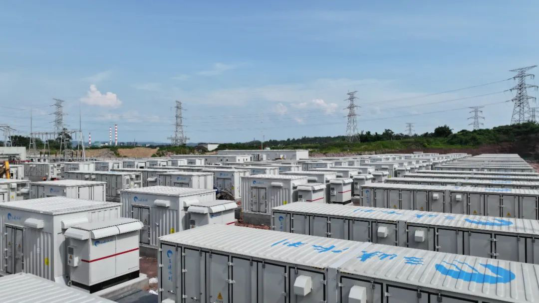 采用电化学储能方案 三峡水利两个独立储能电站完成倒送电