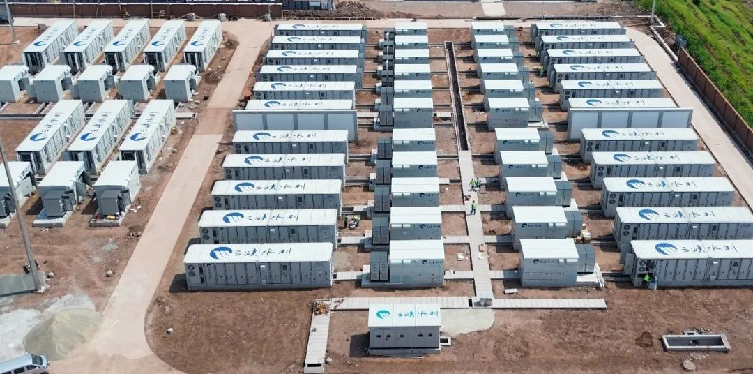 采用电化学储能方案 三峡水利两个独立储能电站完成倒送电