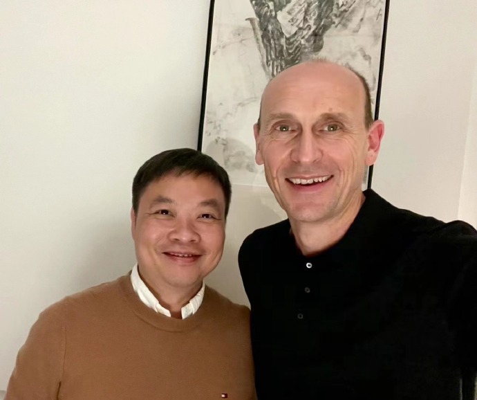 大众拟7亿美元入股小鹏!奥迪与上汽扩大合作!两家CEO回应 大众拟7亿美元入股小鹏!奥迪与上汽扩大合作!两家CEO回应