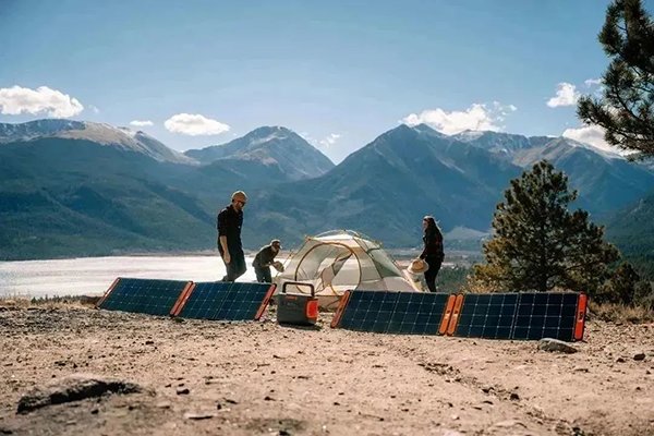 华宝新能旗下Jackery电小二太阳能板全系获行业首个IEC国际权威认证 华宝新能旗下Jackery电小二太阳能板全系获行业首个IEC国际权威认证