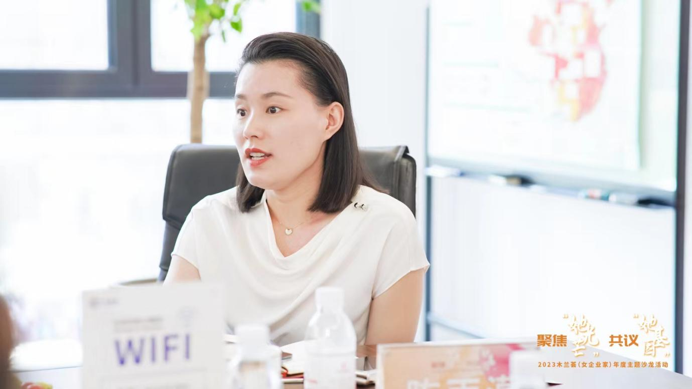 穿越周期 木兰铿锵 电池新能源赛道“她光芒”闪耀 穿越周期 木兰铿锵 电池新能源赛道“她光芒”闪耀