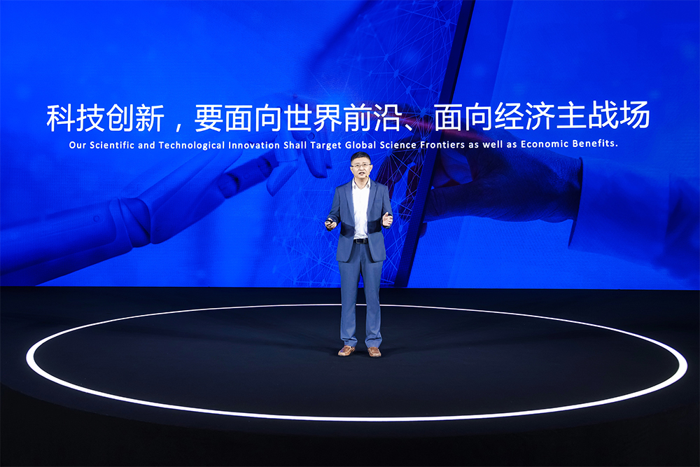 宁德时代再推新电池:采用磷酸铁锂材料 充电10分钟续航400公里 宁德时代再推新电池:采用磷酸铁锂材料 充电10分钟续航400公里