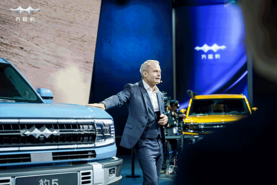 搭载DMO及云辇-P等专属豹力科技 比亚迪豹5线下首秀 搭载DMO及云辇-P等专属豹力科技 比亚迪豹5线下首秀