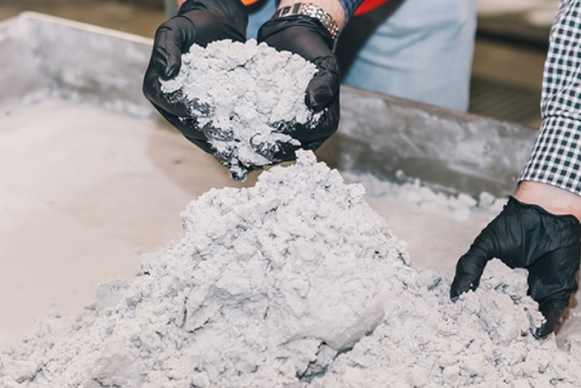 66亿澳元!这一锂业巨头拟收购澳大利亚锂矿商Liontown 66亿澳元!这一锂业巨头拟收购澳大利亚锂矿商Liontown