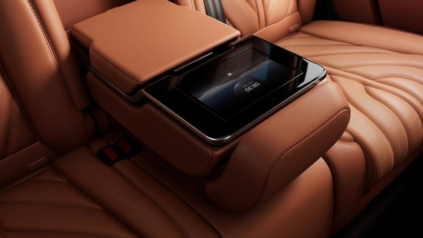 仰望U8豪华版上市价格109.8万 凭颠覆性技术定位百万级 仰望U8豪华版上市价格109.8万 凭颠覆性技术定位百万级