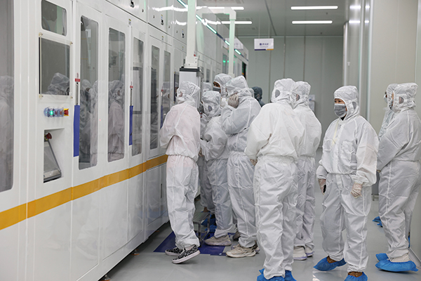 探秘盐城飞叠短刀基地 解锁蜂巢能源PHEV市场爆发密码 探秘盐城飞叠短刀基地 解锁蜂巢能源PHEV市场爆发密码