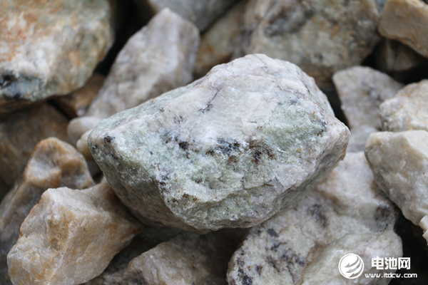 多个正极材料及前驱体项目签约/开工!一锂矿上市公司拟暂停开采 多个正极材料及前驱体项目签约/开工!一锂矿上市公司拟暂停开采