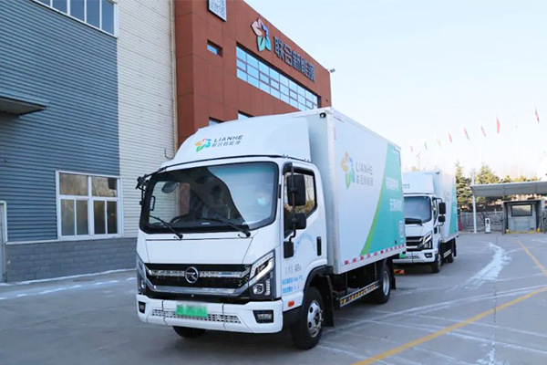 联合新能源全球首款前端换电轻卡物流车挂牌上路 联合新能源全球首款前端换电轻卡物流车挂牌上路