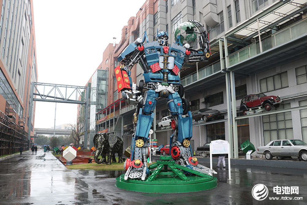 无锡格林美:正极材料制造与动力电池回收双轨驱动 无锡格林美:正极材料制造与动力电池回收双轨驱动