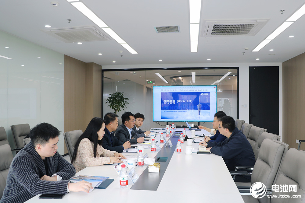 国鸿氢能产品上车约6000辆 领跑燃料电池电堆国产化替代 国鸿氢能产品上车约6000辆 领跑燃料电池电堆国产化替代