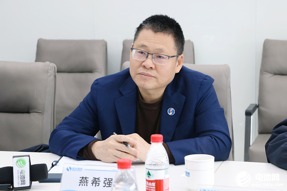 国鸿氢能产品上车约6000辆 领跑燃料电池电堆国产化替代 国鸿氢能产品上车约6000辆 领跑燃料电池电堆国产化替代