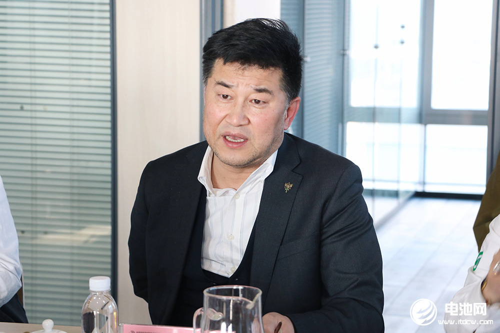 中俄工研院固态聚合物电池今年将量产 设计产能10GWh 中俄工研院固态聚合物电池今年将量产 设计产能10GWh